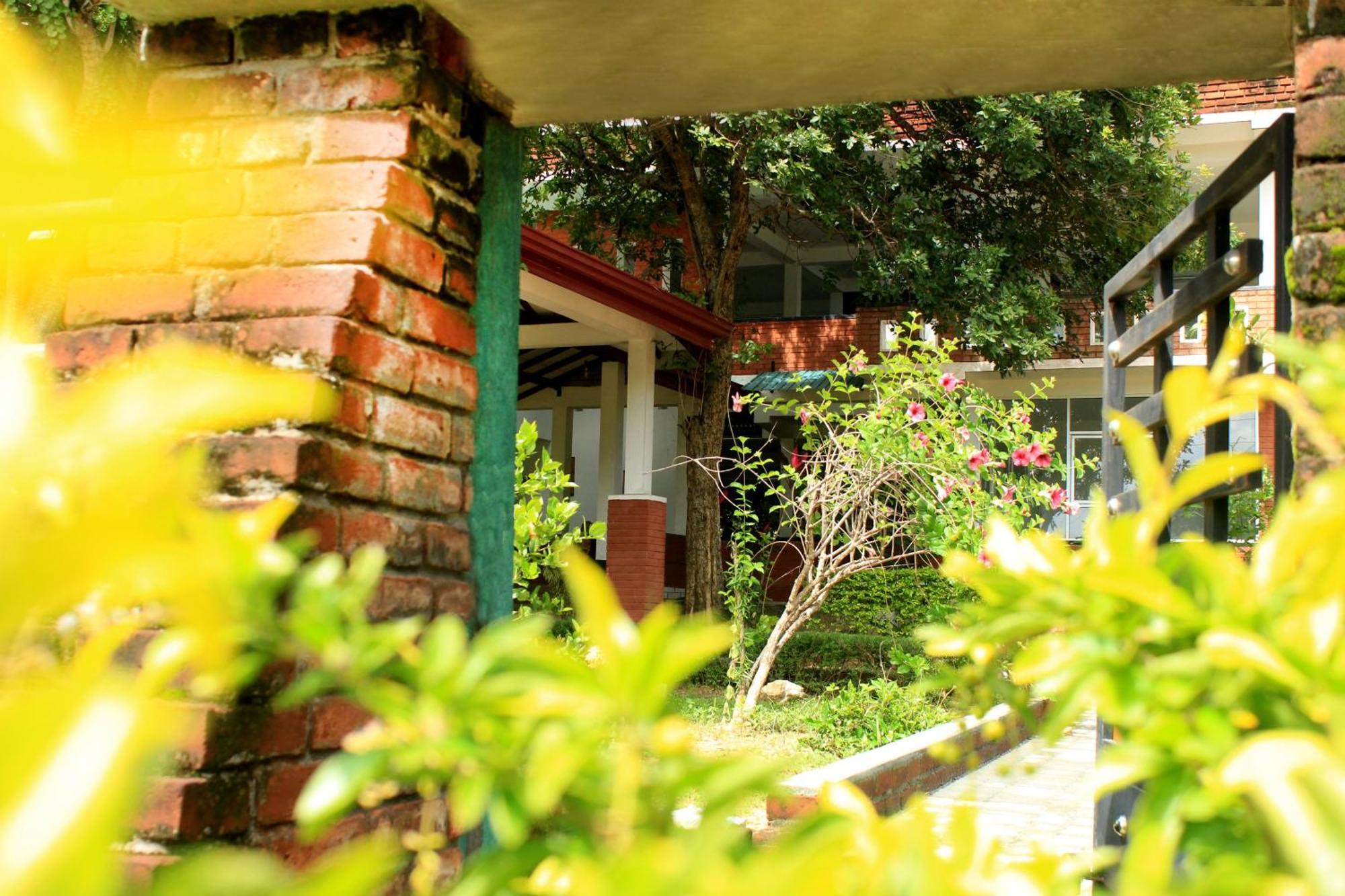 Green Hut Nature Resort Sigiriya Exterior photo